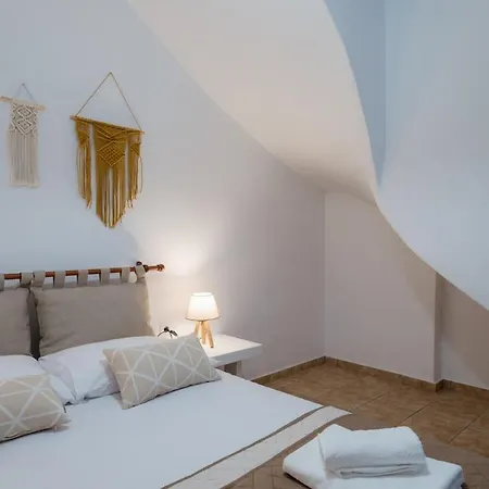 Nyaraló The Paros Collection Homes Luma *